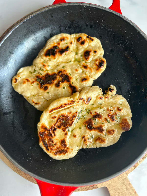 Easy garlic naan breads