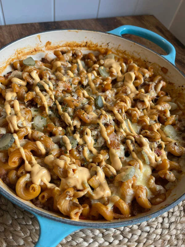 Burger Macaroni