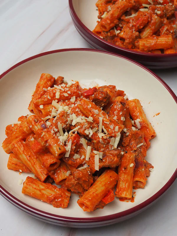 Chipotle beef pasta
