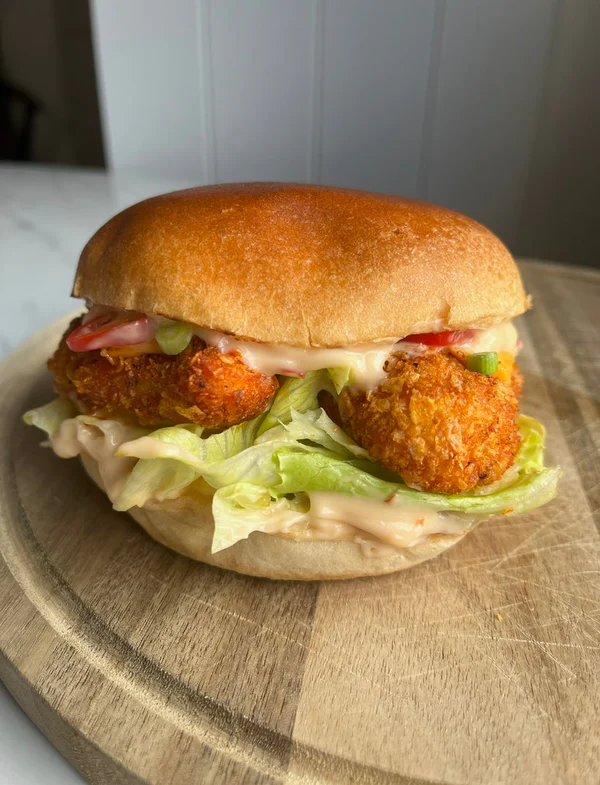 Air fryer crispy sweet chilli chicken burger