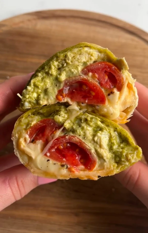 Chicken pesto wrap