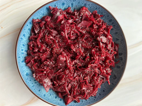 Braised red cabbage
