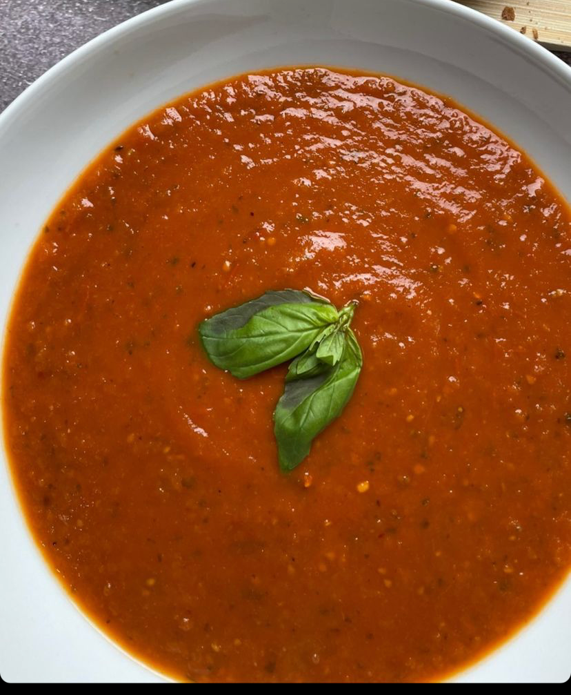 Tomato & basil soup