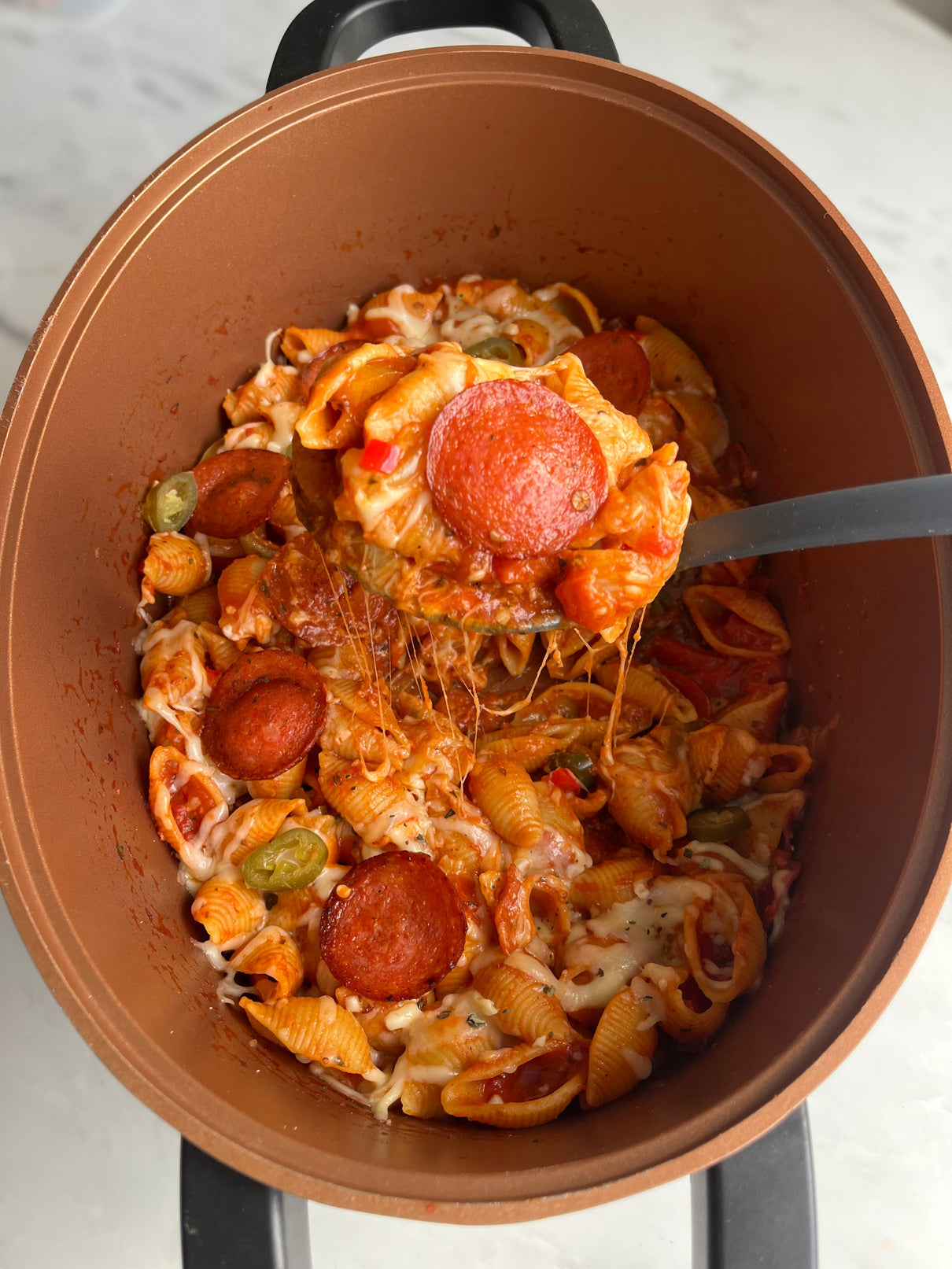 Slow cooker pizza pasta