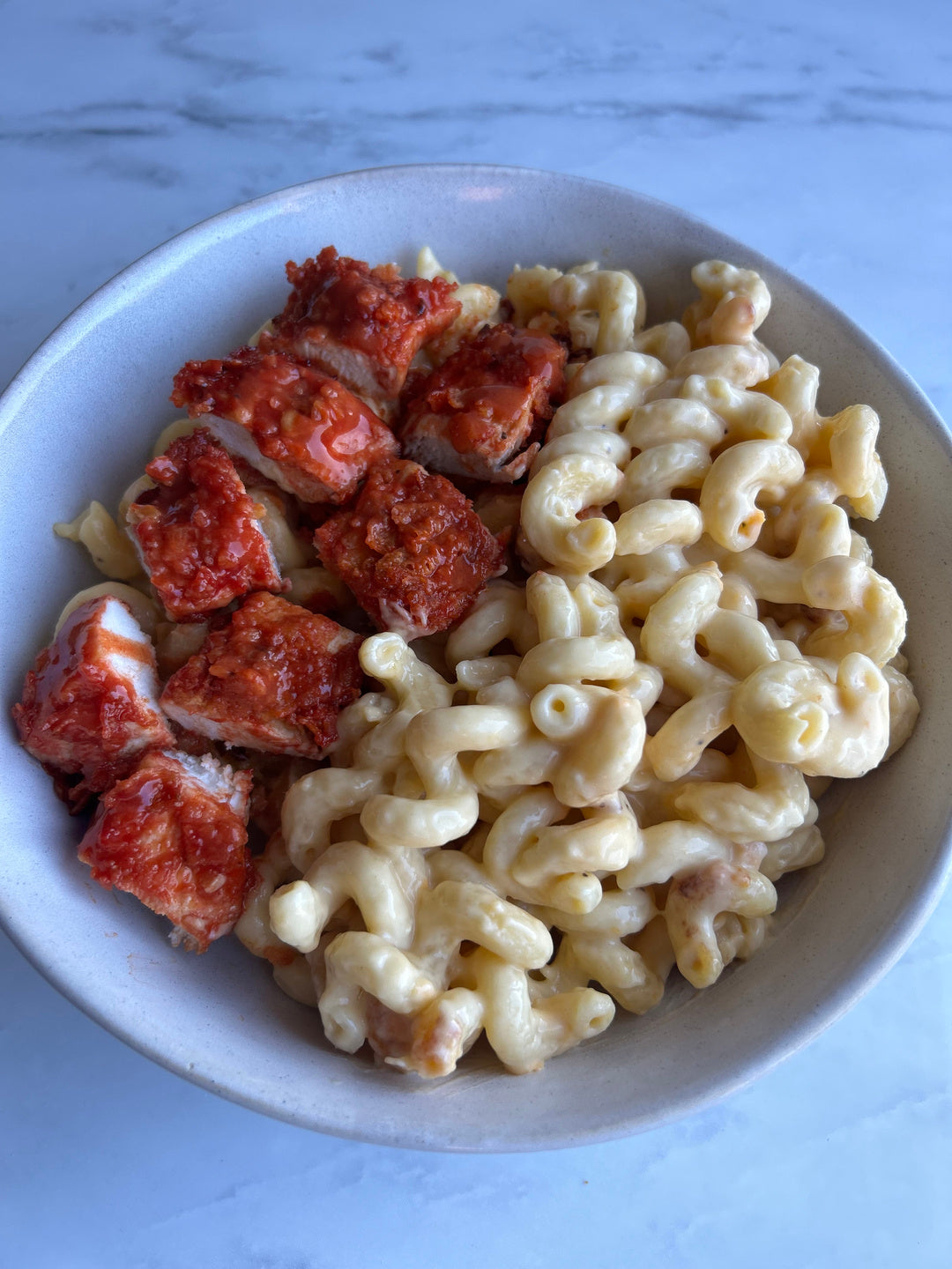 Hot honey chicken mac & cheese