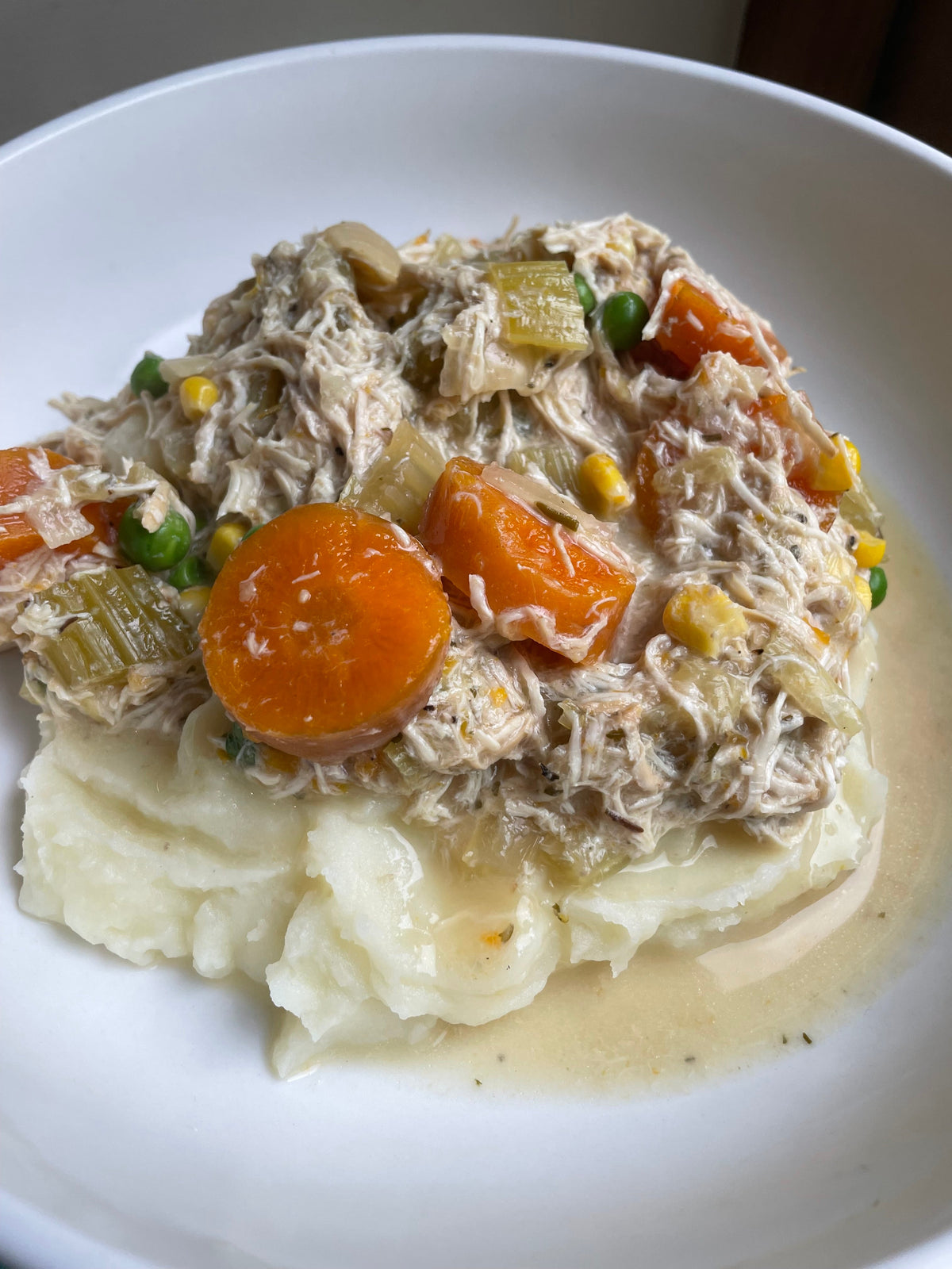 Slow cooker chicken casserole