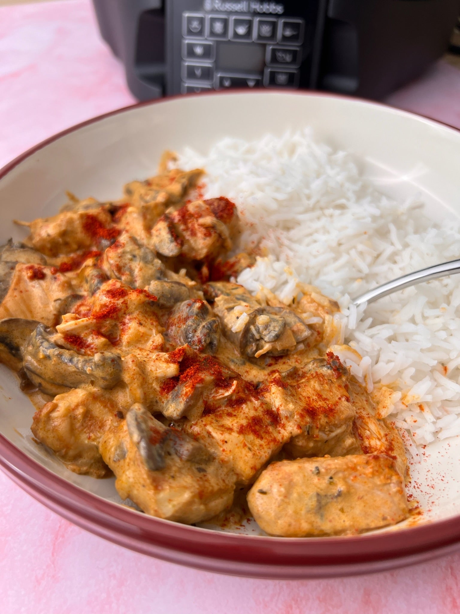 Slow cooker creamy paprika chicken