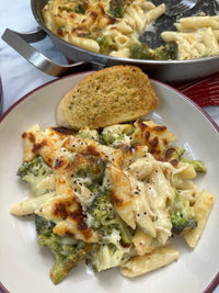 Cheesy broccoli pasta