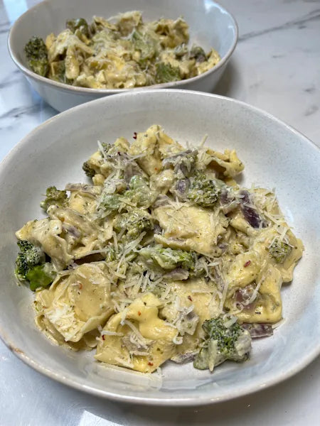 Creamy broccoli pesto tortelloni