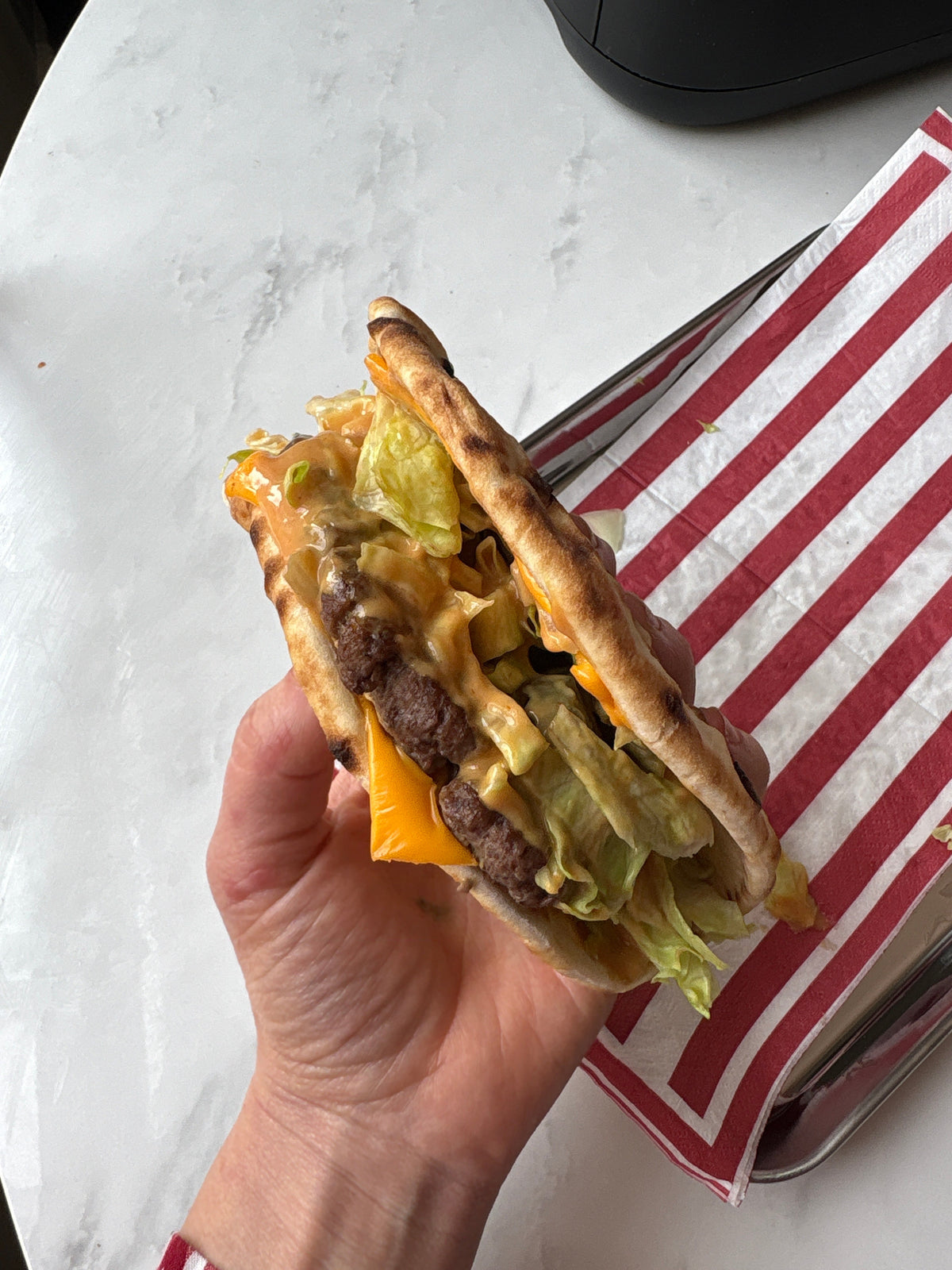 Cheeseburger flatbread