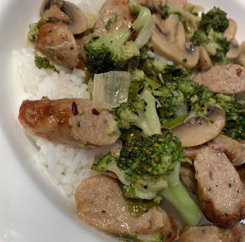 Creamy garlic sausages