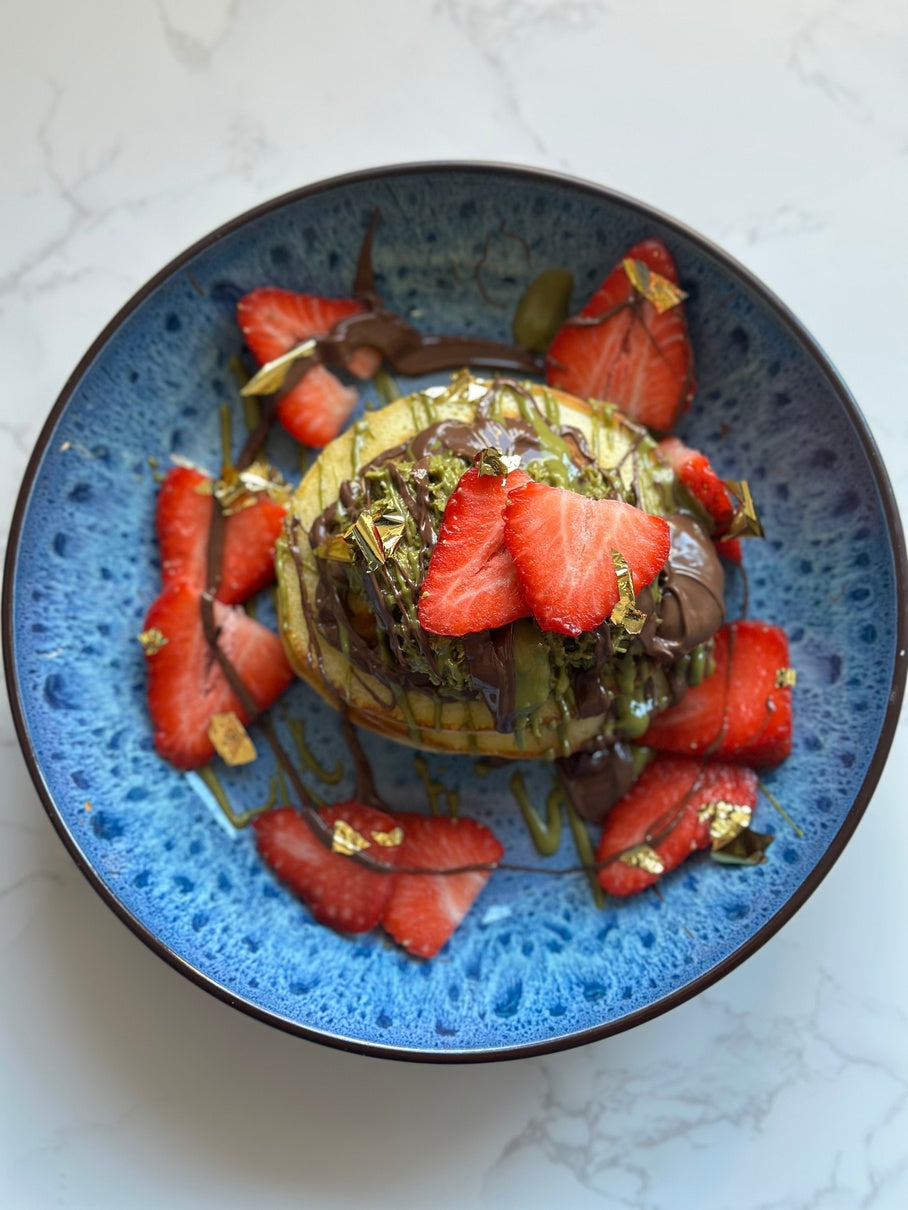 Dubai chocolate fluffy pancakes