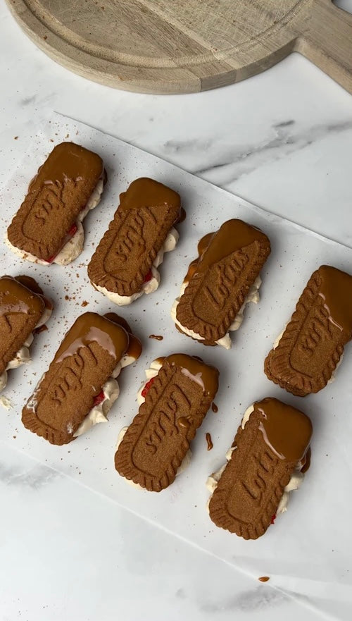 No Bake Biscoff Cheesecake Bars