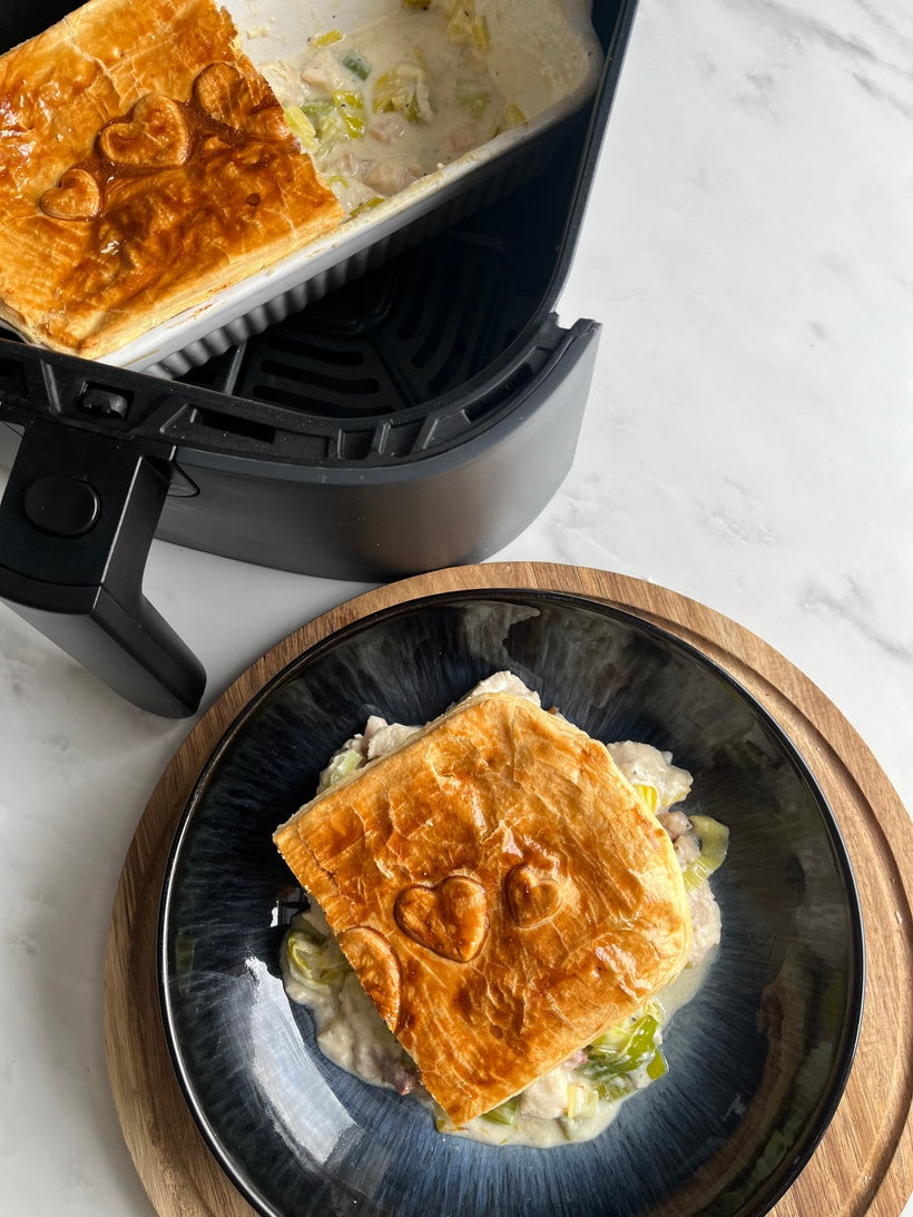Air fryer chicken, bacon and leek pie