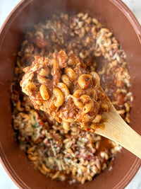 Slow cooker goulash macaroni