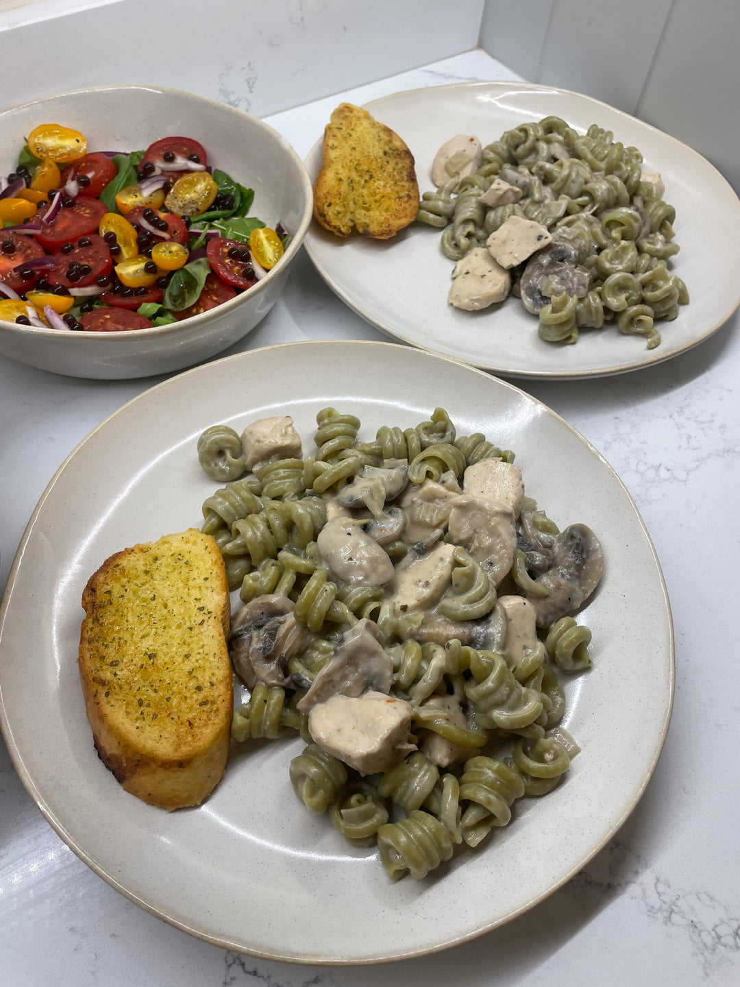 Creamy chicken & mushroom pasta