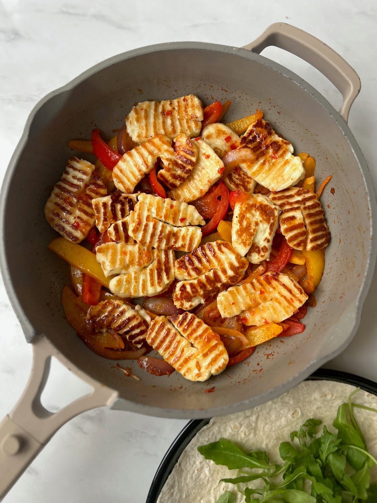 Halloumi fajitas