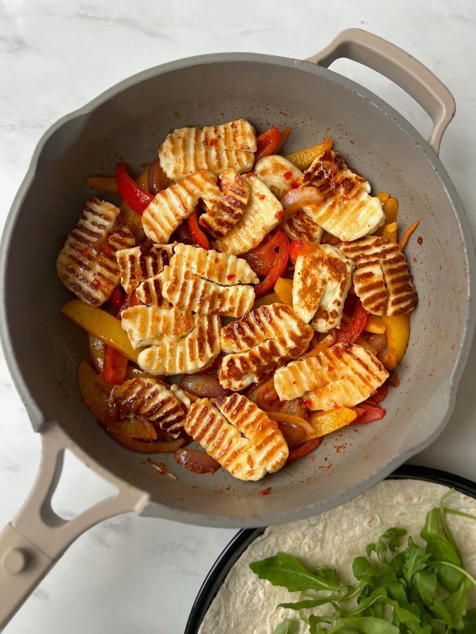 Halloumi fajitas